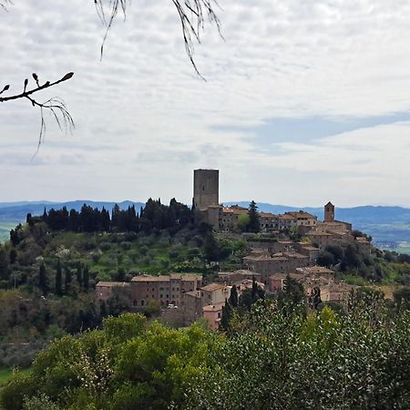 Ferienwohnung Casina Orione Montecatini Val di Cecina Exterior foto