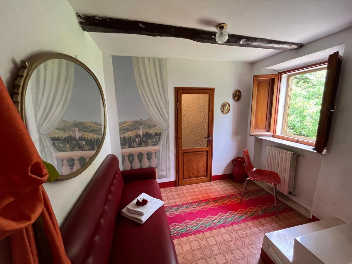 Ferienwohnung Casina Orione Montecatini Val di Cecina Exterior foto